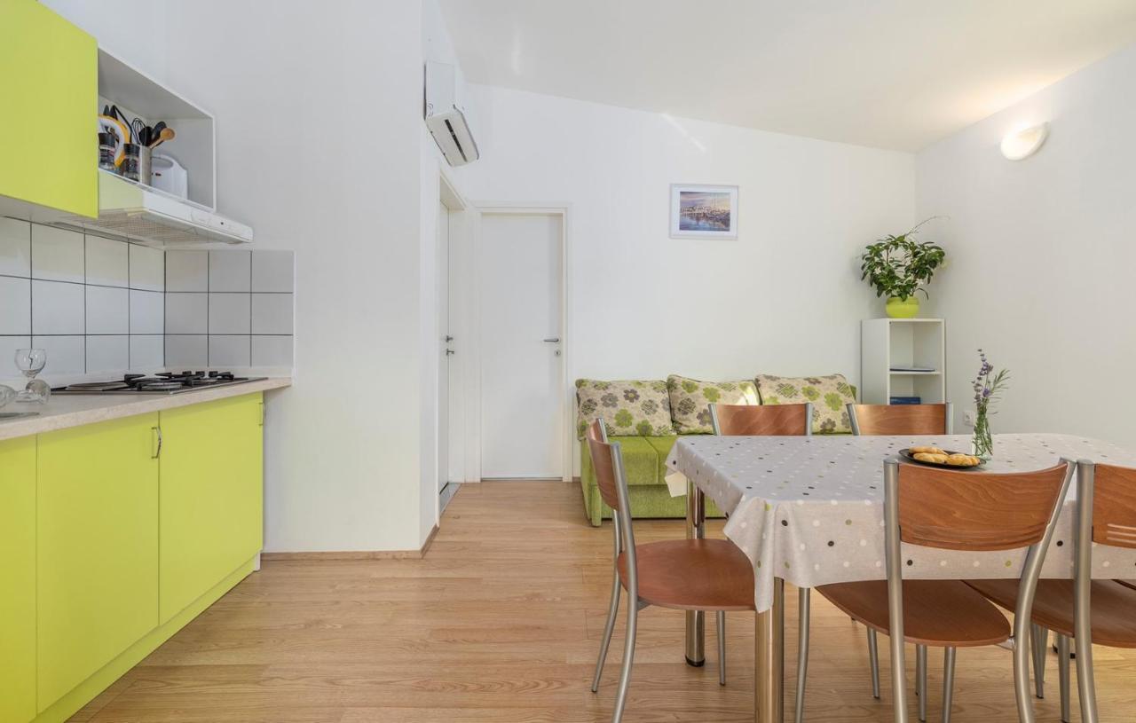 Holiday Park Village Jelovci Kringa エクステリア 写真