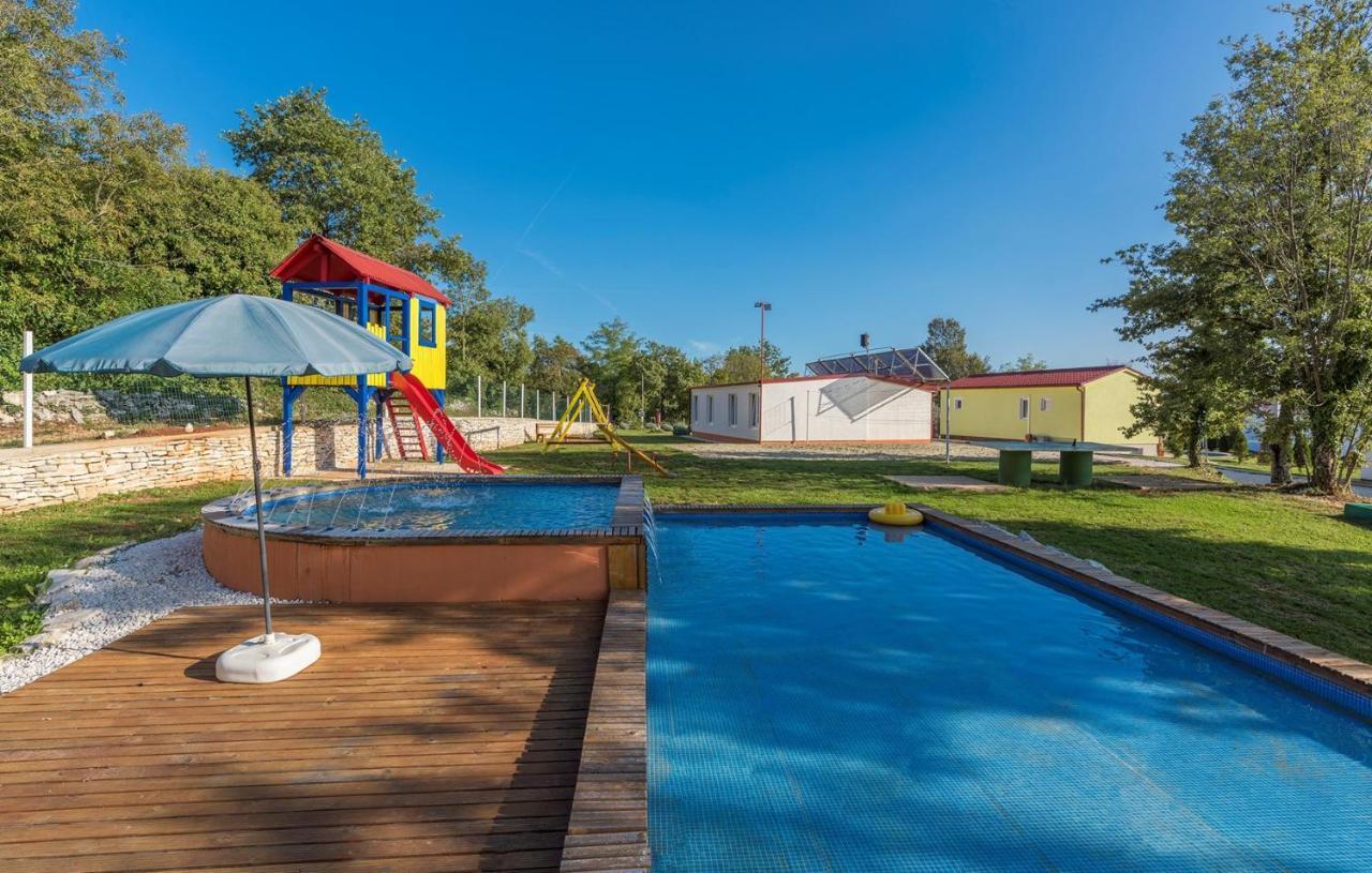Holiday Park Village Jelovci Kringa エクステリア 写真