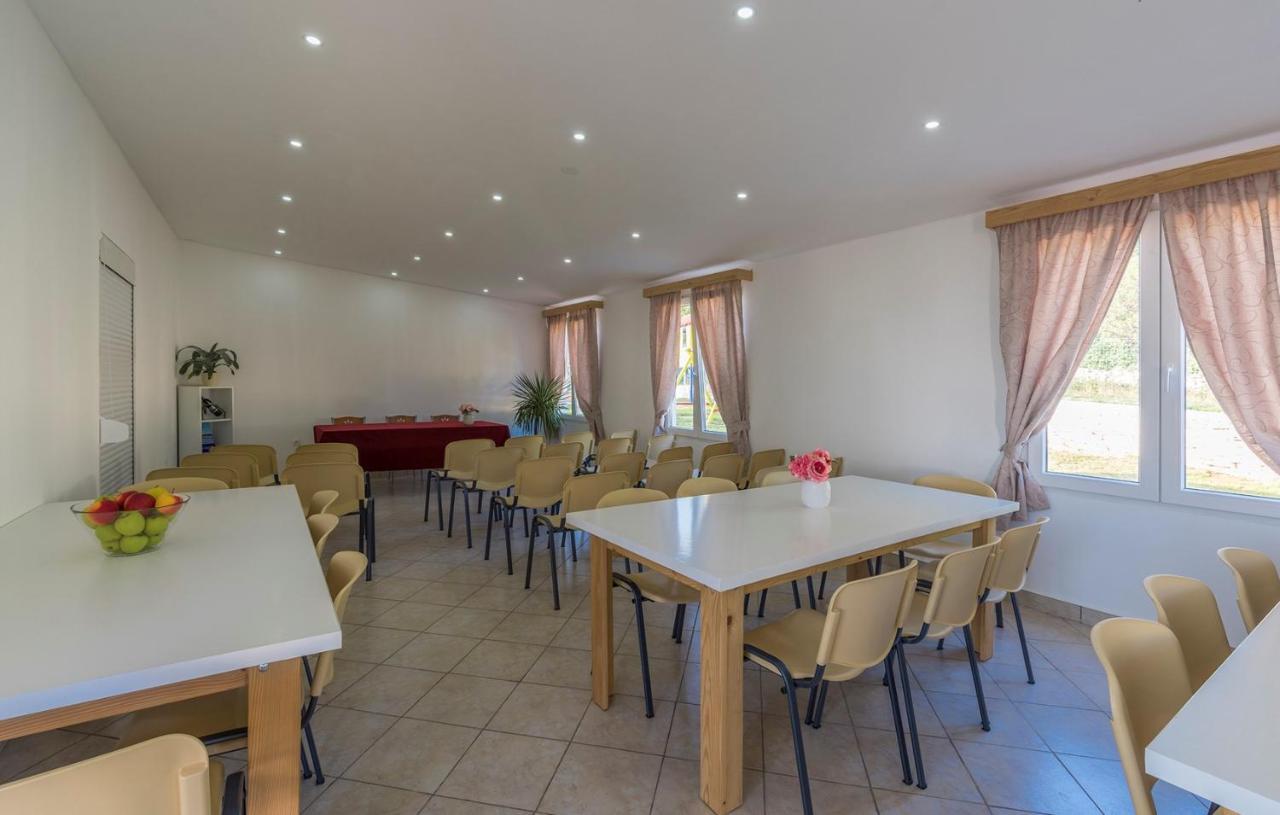 Holiday Park Village Jelovci Kringa エクステリア 写真